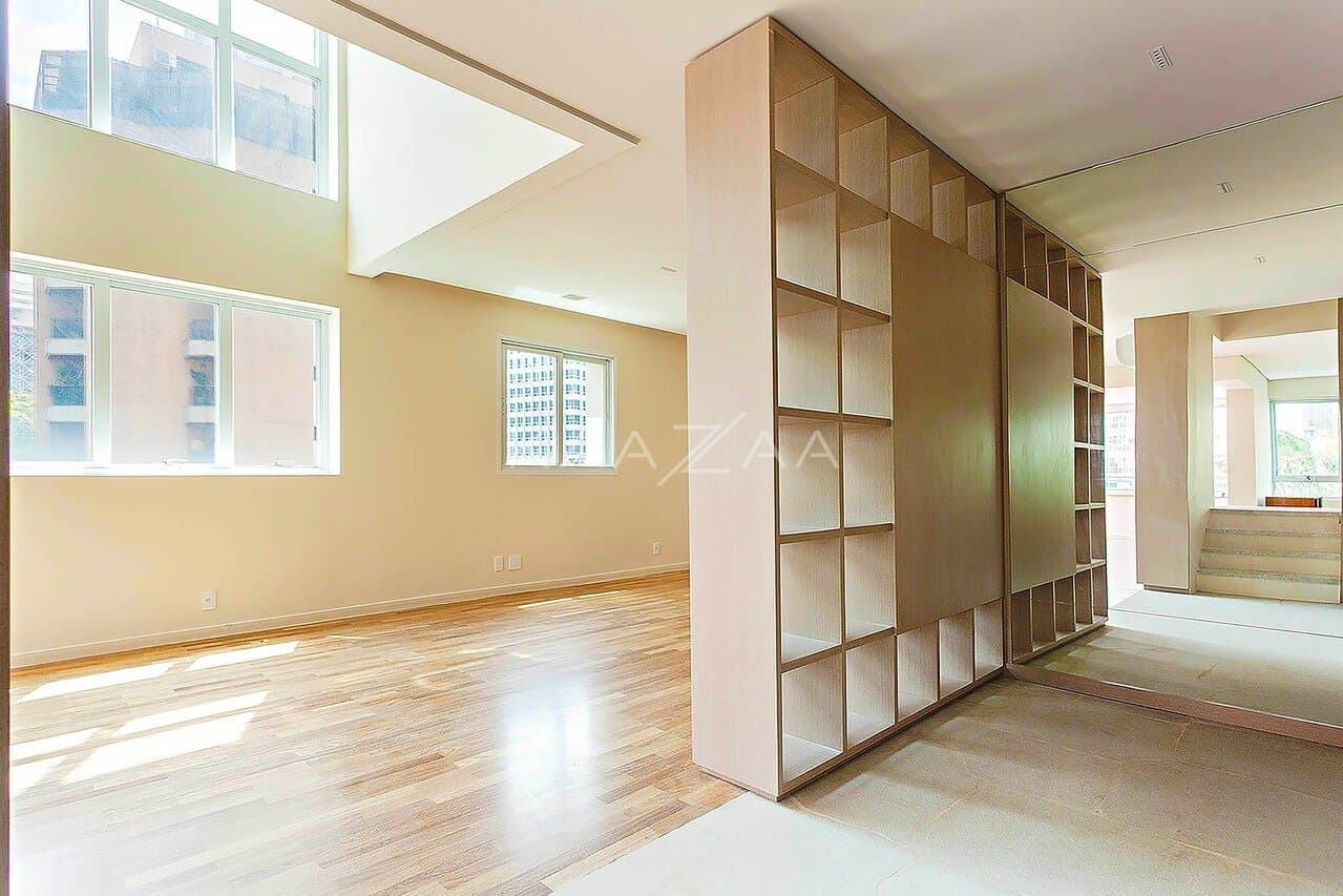 Cores suaves e muita elegância neste Apartamento Duplex no Itaim Bibi. - Foto 5