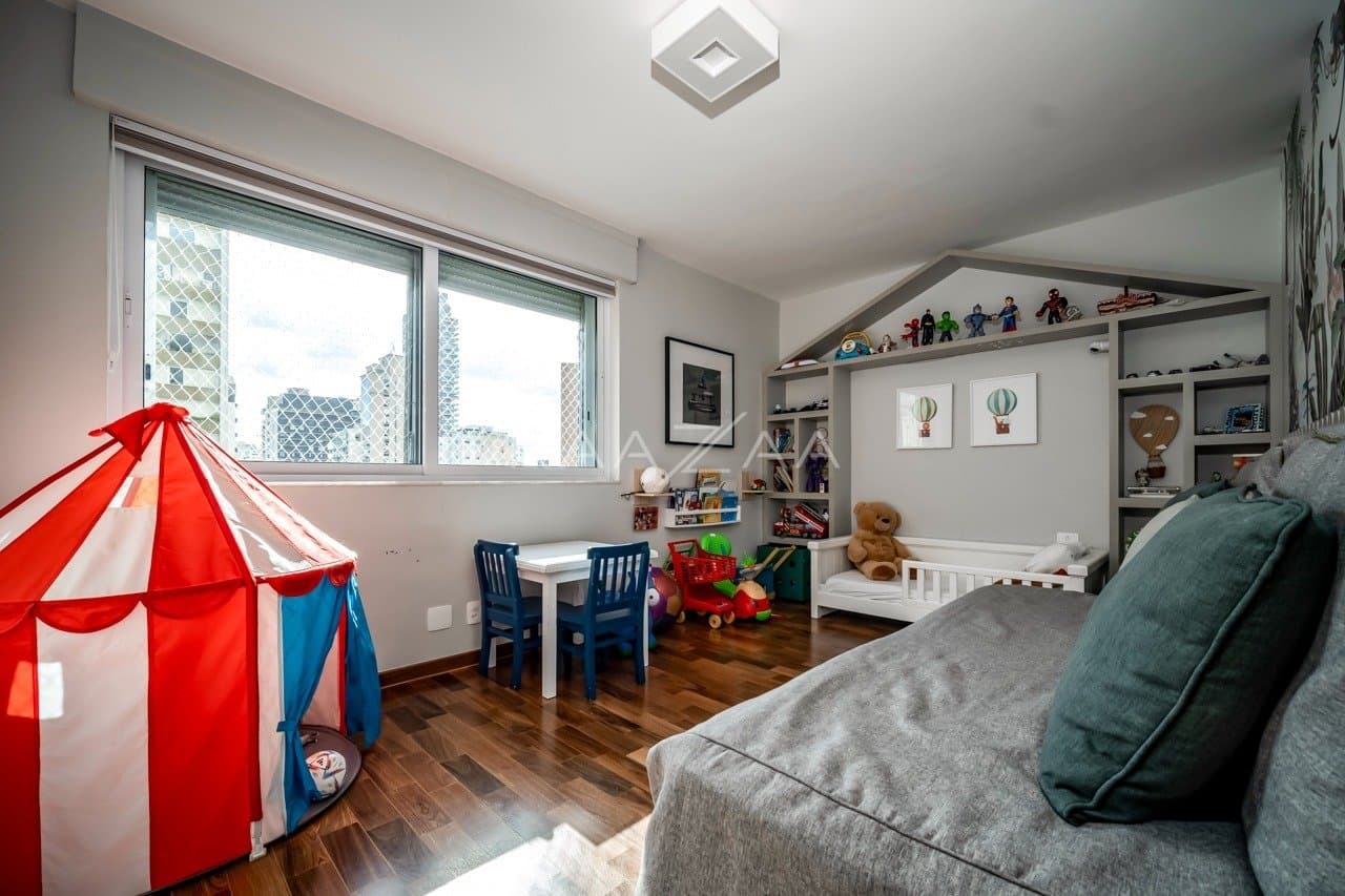 Um apartamento belíssimo no Itaim Bibi: reformado, com excelente infra-estrutura e acabamentos. - Foto 20