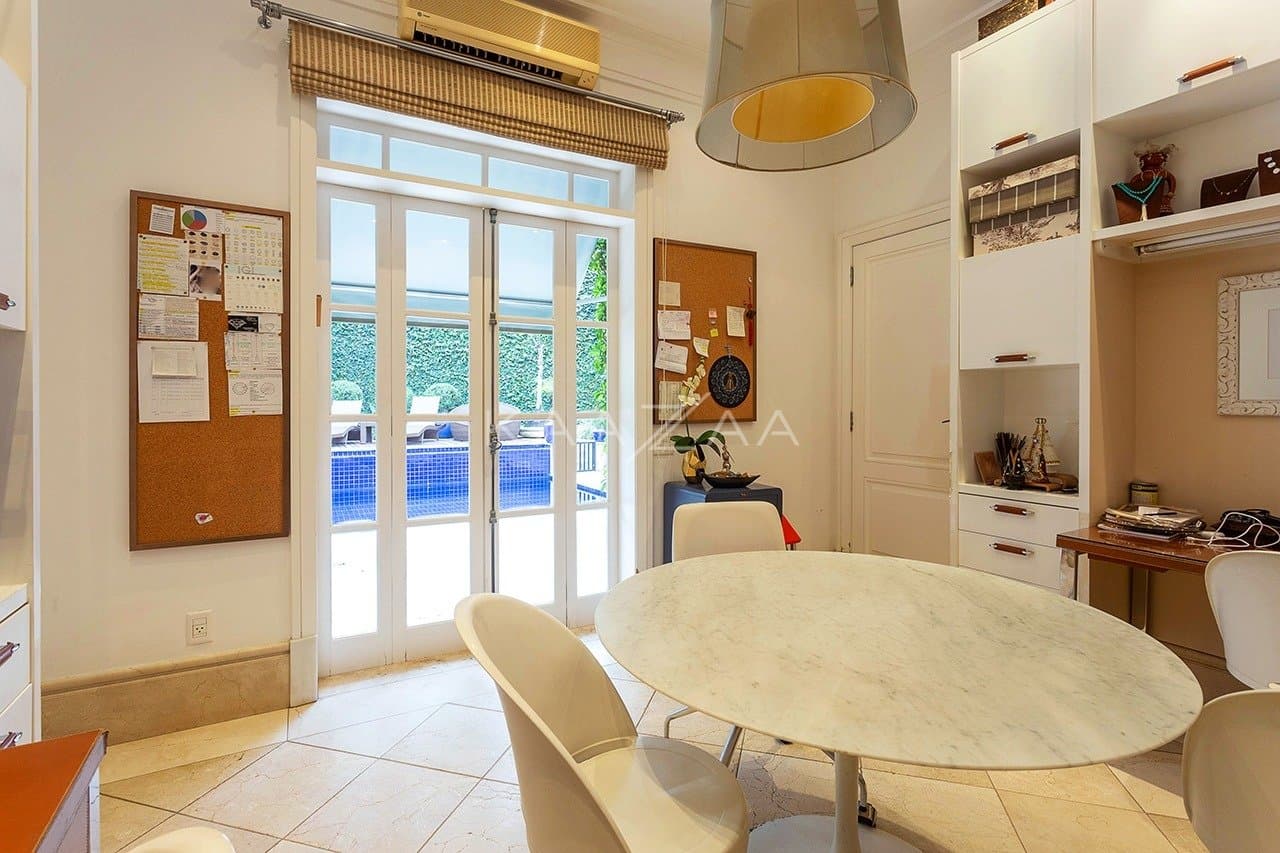 Casa magnífica perto da praça, em Alto de Pinheiros. - Foto 33