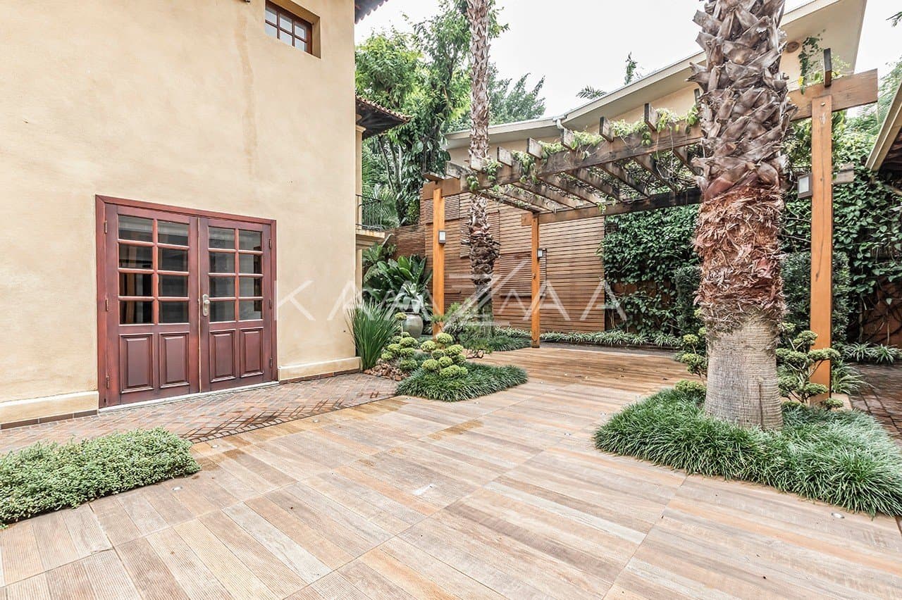 Belíssima casa reformada no Jardim Paulistano. Em ótima localização, a poucos metros da Faria Lima. - Foto 9
