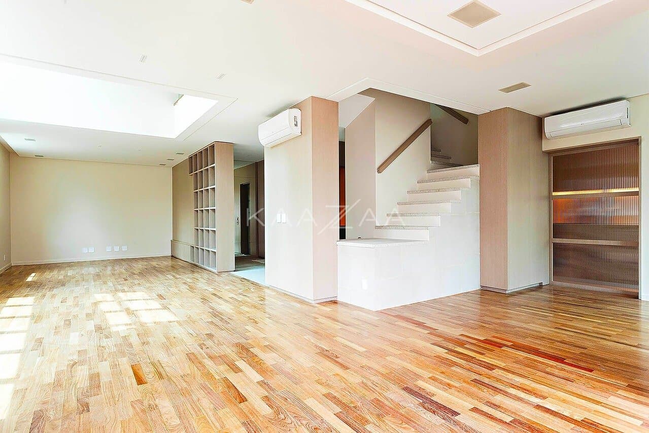 Cores suaves e muita elegância neste Apartamento Duplex no Itaim Bibi. - Foto 6