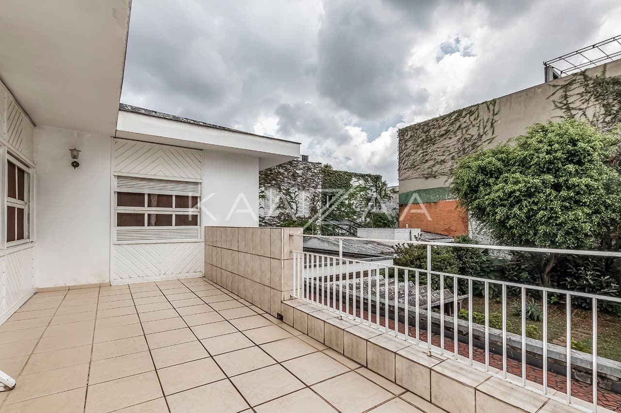 Acesso rápido ao Jardins, Itaim e Pinheiros. Casa em excelente localização no Jardim Europa. - Foto 19
